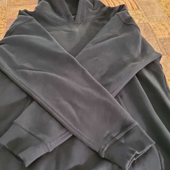 lululemon athletica Tops - EUC, Lululemon All Yours Fleece Hoodie